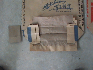 A automatização personalizada da máquina do saco do cimento com parte inferior reforça