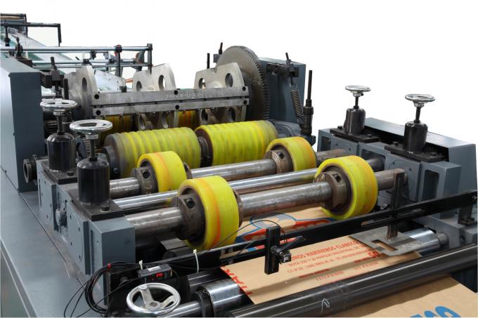 Saco de papel laminado filme do PE que forma a linha de produção do saco de papel da máquina